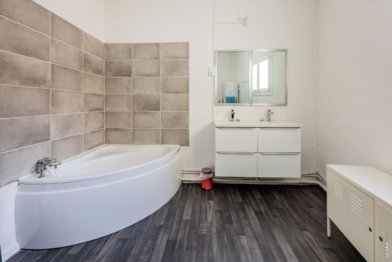 LOFT COSY - HYPERCENTRE - SAUNA - 200m2 - WIFI Graulhet Ngoại thất bức ảnh